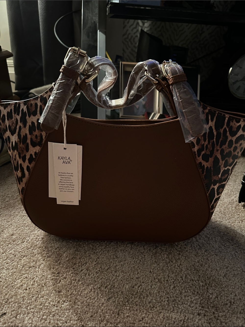 Ello purse